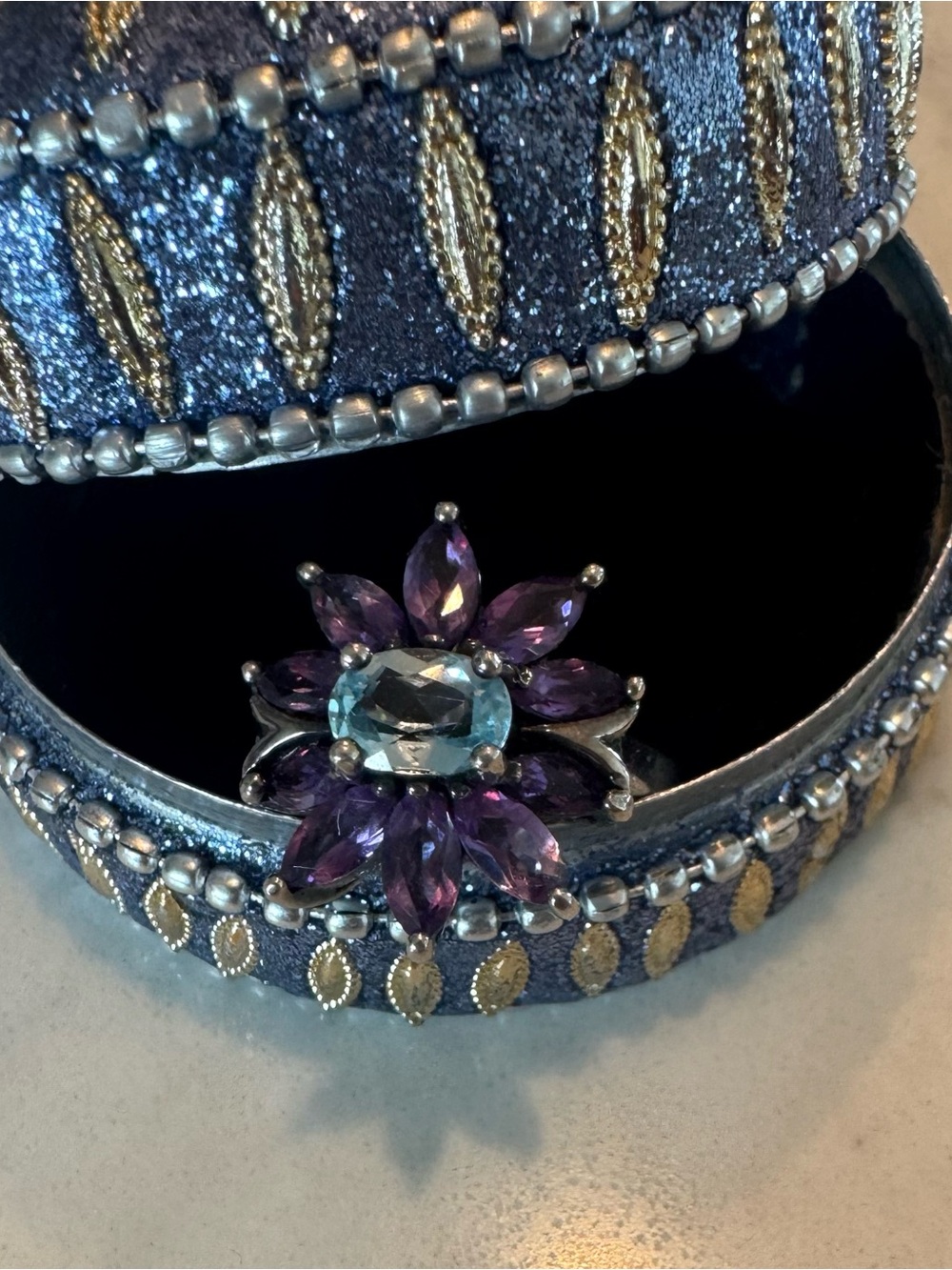 EUC Sterling Silver | Floral Ring | Blue Topaz and Amethyst Petals | Size 6.5
